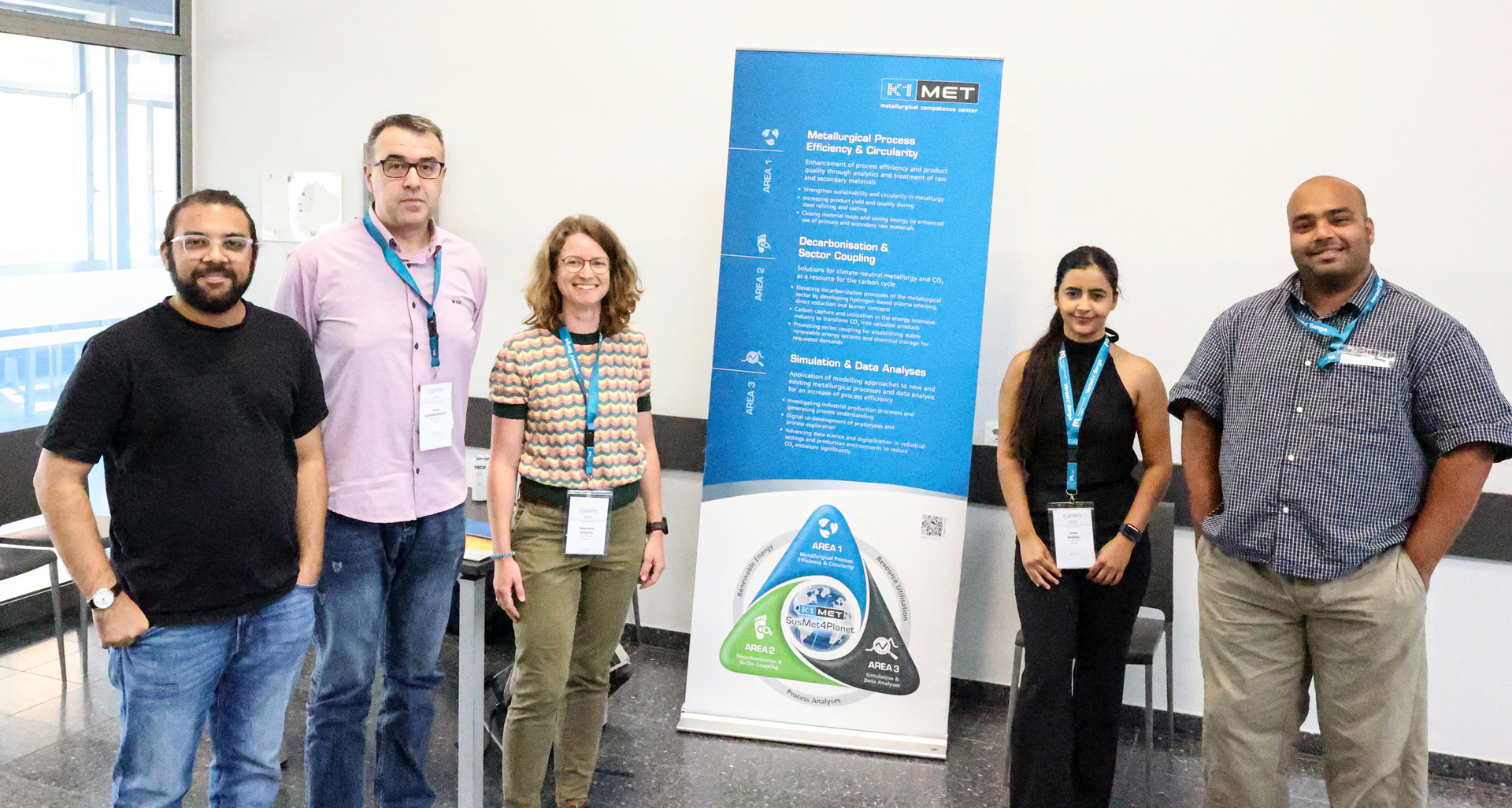 Foto von links nach rechts: Mohammad Faiz Khan, Damir Kahrimanovic, Magdalena Schatzl, Saloni Kansal und Yasir Siddiqui (K1-MET GmbH)